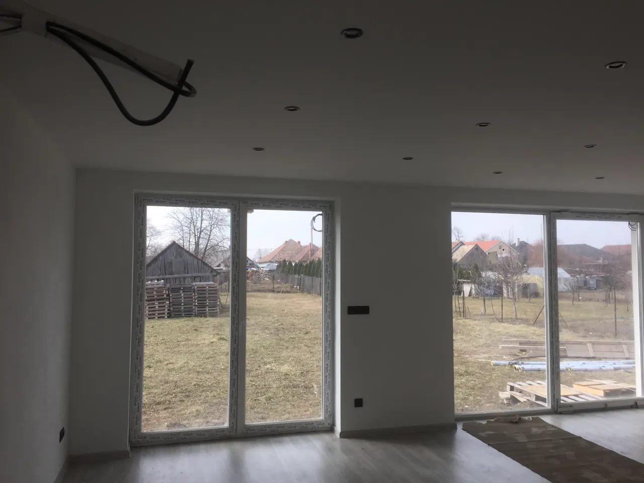 Rodinný dom 2 — presklené steny do záhrady