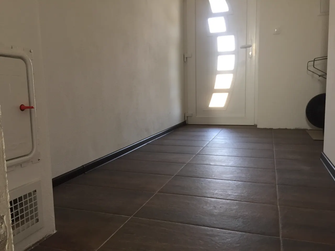 Rodinný dom 3 — vstupná chodba